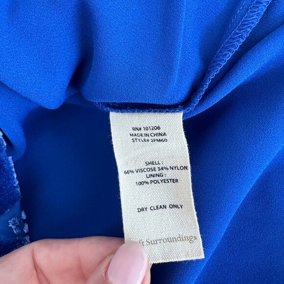 Soft Surroundings Size XS Floreat Velvet Floral Embossed Shirt in Saphire - Picture 8 of 8